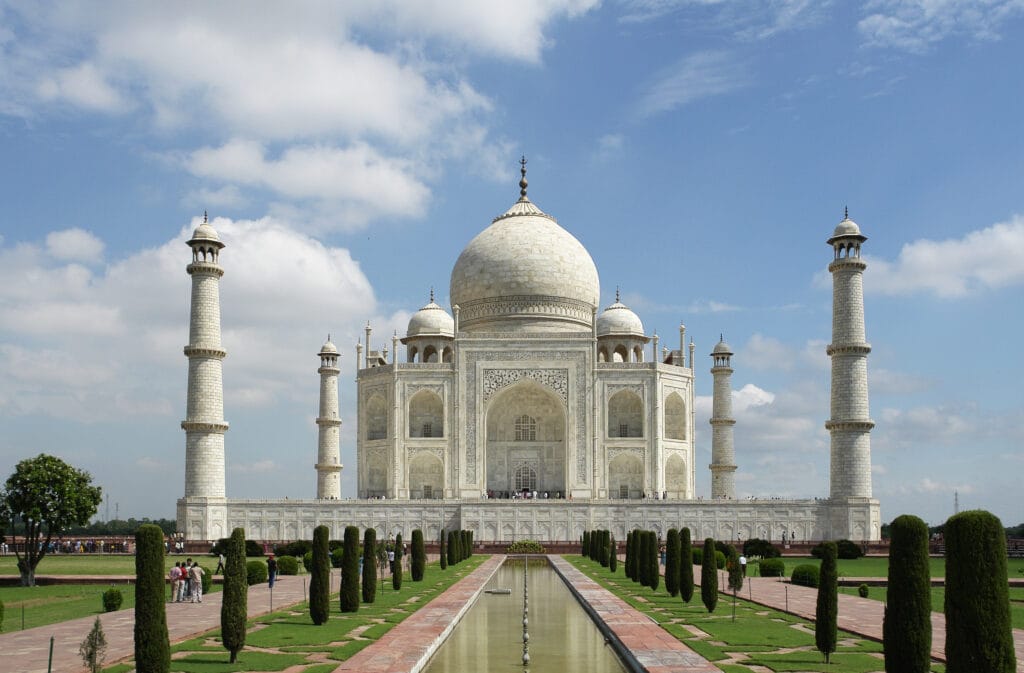 Taj Mahal in Agra: Full History, Interesting Facts & Travel Information